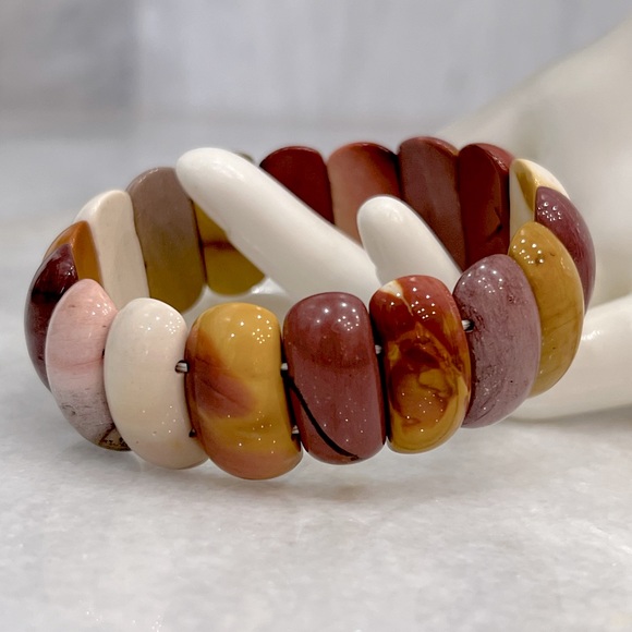 Kennedy Range Mookaite Stretch Bracelet